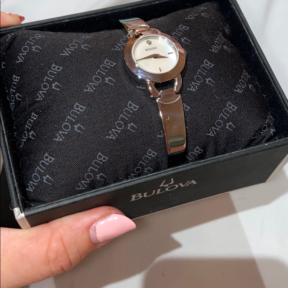 Never worn bulova women’s watch